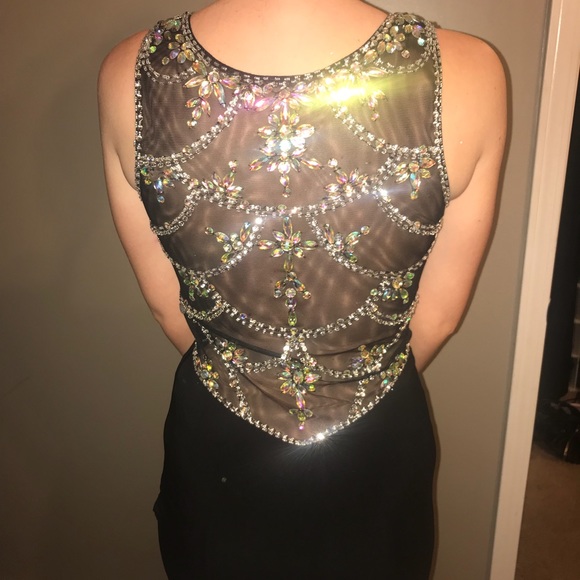 Prom dress size 2 - Picture 2 of 6